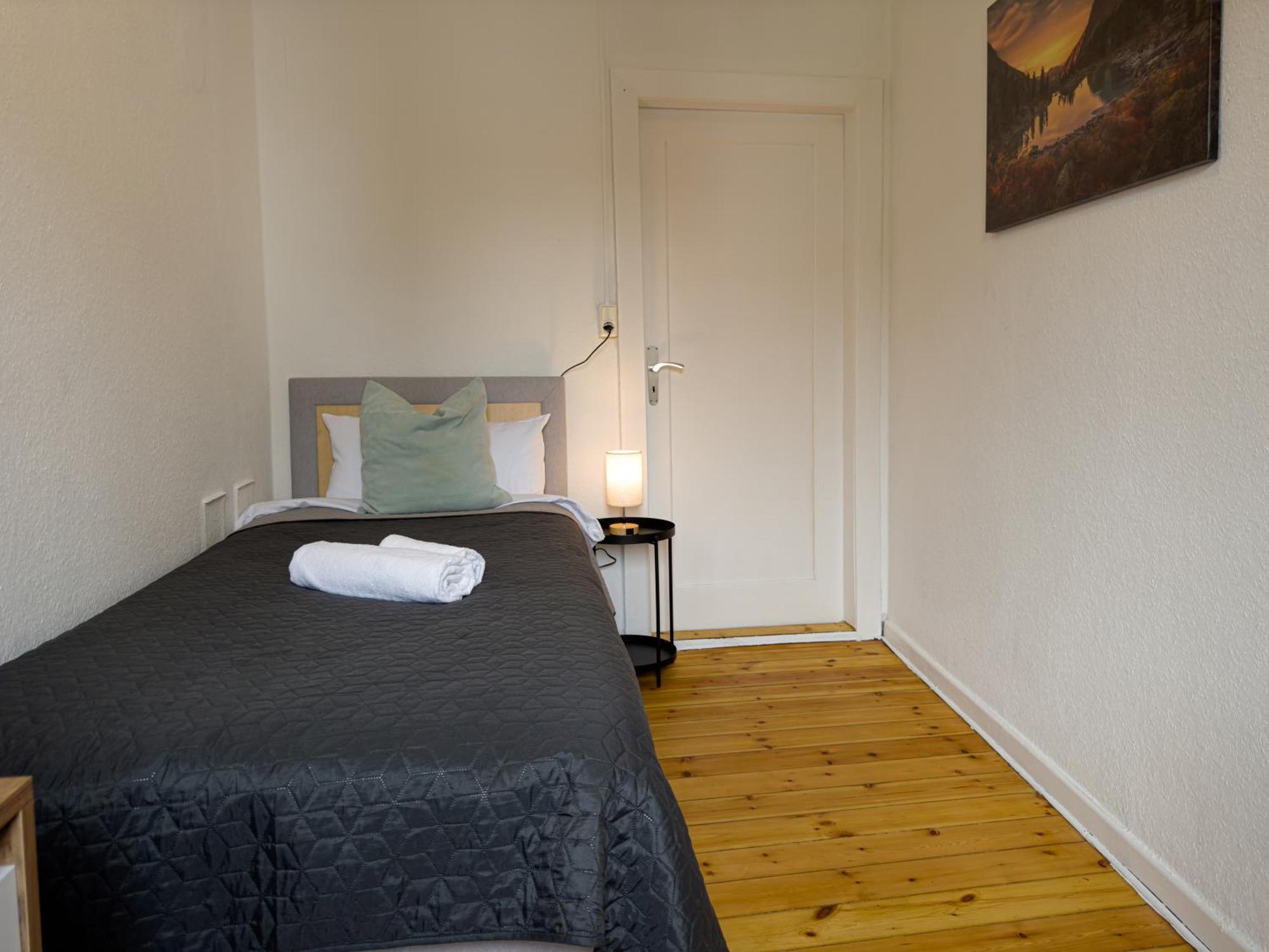 Immostay #8 - Haus Fuer 13 Personen Mit 7 Zimmer - Grosser Garten & Grill, Free Parking, Wlan Brema Zewnętrze zdjęcie
