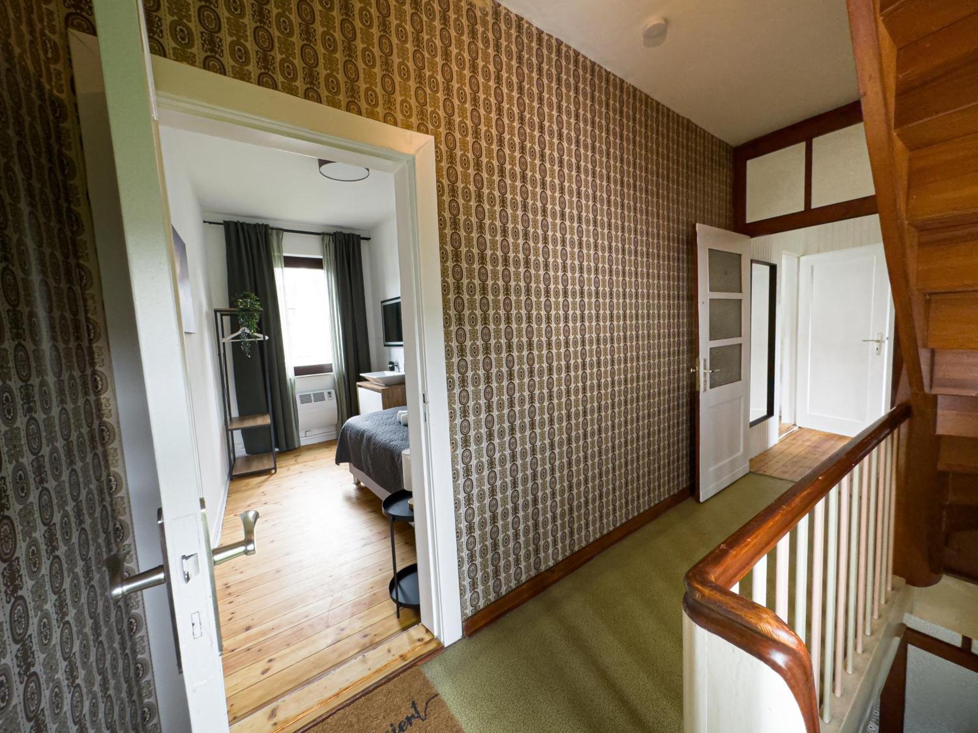 Immostay #8 - Haus Fuer 13 Personen Mit 7 Zimmer - Grosser Garten & Grill, Free Parking, Wlan Brema Zewnętrze zdjęcie