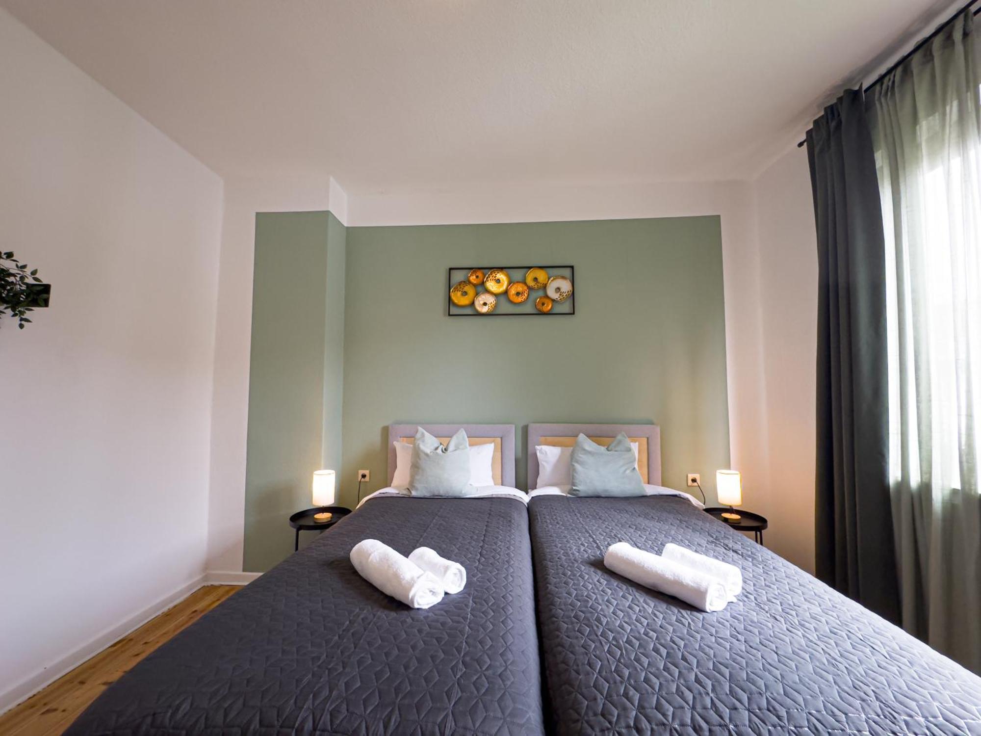 Immostay #8 - Haus Fuer 13 Personen Mit 7 Zimmer - Grosser Garten & Grill, Free Parking, Wlan Brema Zewnętrze zdjęcie