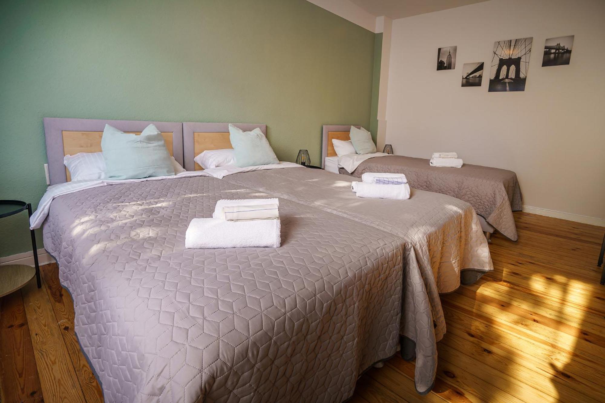 Immostay #8 - Haus Fuer 13 Personen Mit 7 Zimmer - Grosser Garten & Grill, Free Parking, Wlan Brema Zewnętrze zdjęcie