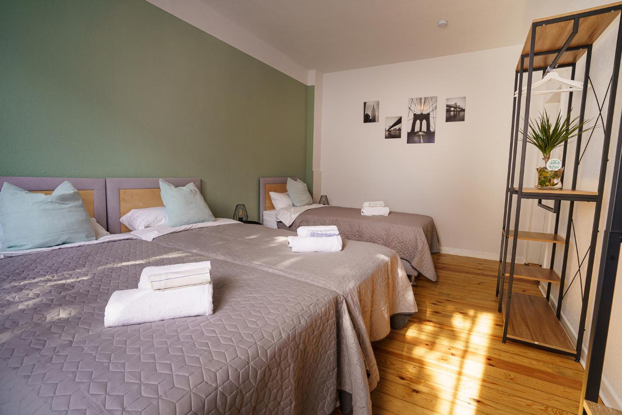 Immostay #8 - Haus Fuer 13 Personen Mit 7 Zimmer - Grosser Garten & Grill, Free Parking, Wlan Brema Zewnętrze zdjęcie